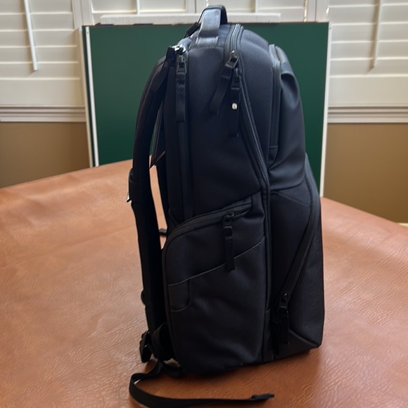 Backpack - Picture 2 of 10